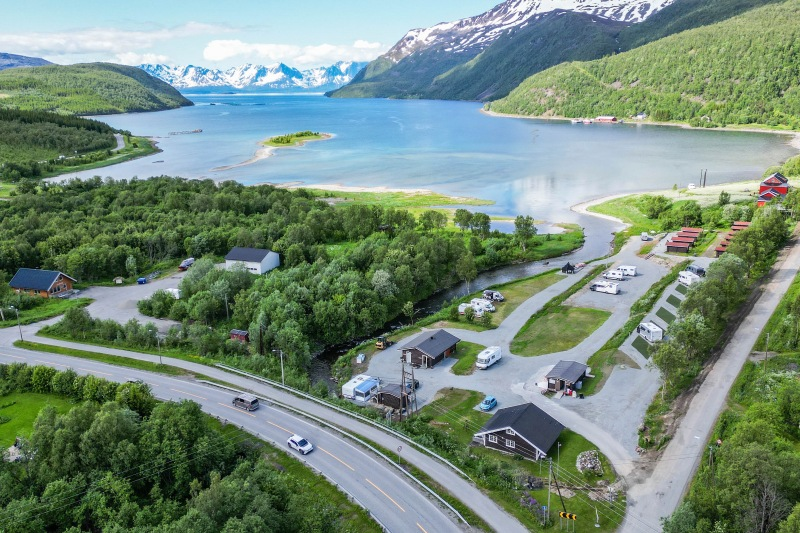 Alteidet Camping Burfjord ligging