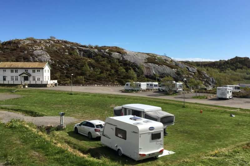 Kabelvag Feriehus & Camping kampeerplaatsen