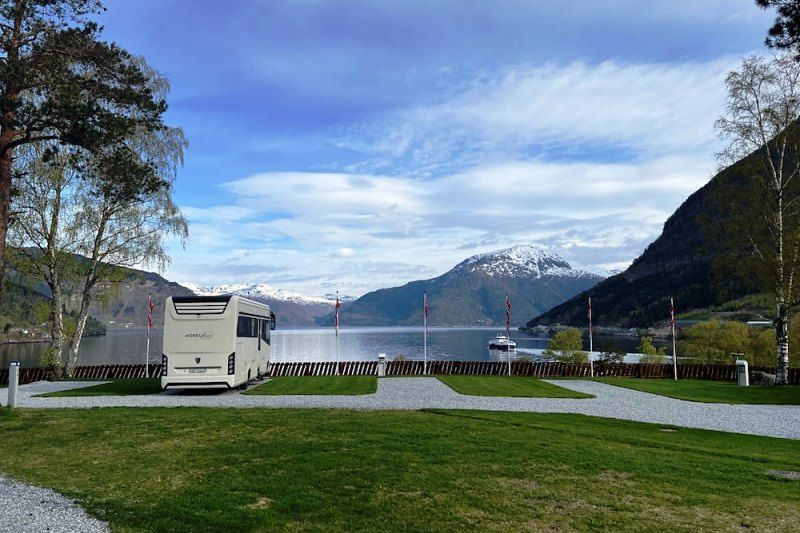 Kinsarvik Camping Kampeerplaatsen