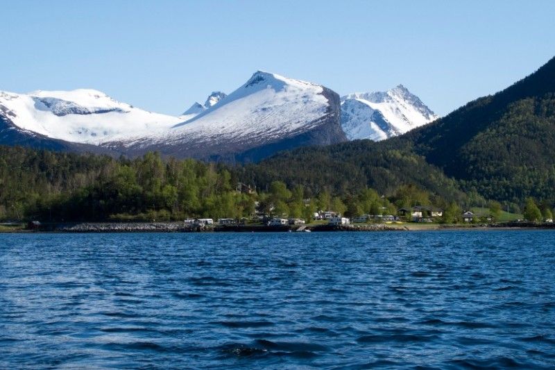 Saltkjelsnes Camping indrukwekkende omgeving