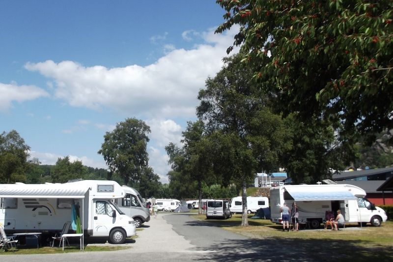 Steisnes Camping Kampeerplaatsen