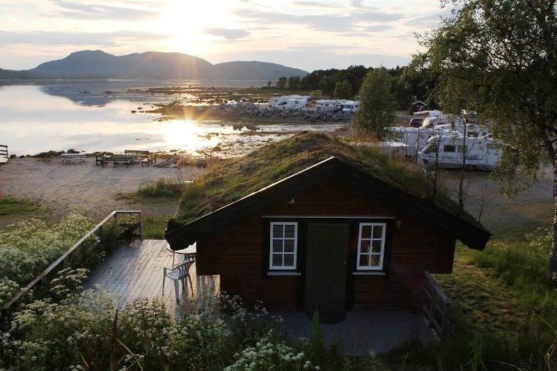 Ulvsvag Gjestgiveri og Fjordcamping hytter en uitzicht